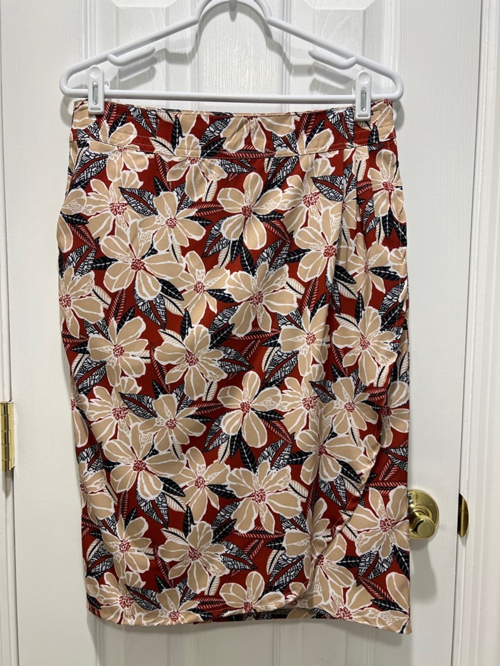 Ripskirt Wrap Skirt Length 3 with Pockets, Terra Cotta Garden print, size M